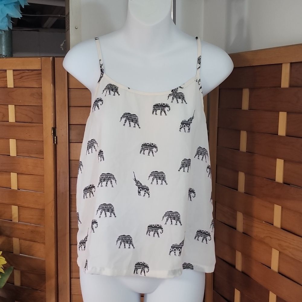 La Hearts Brand Crop Top